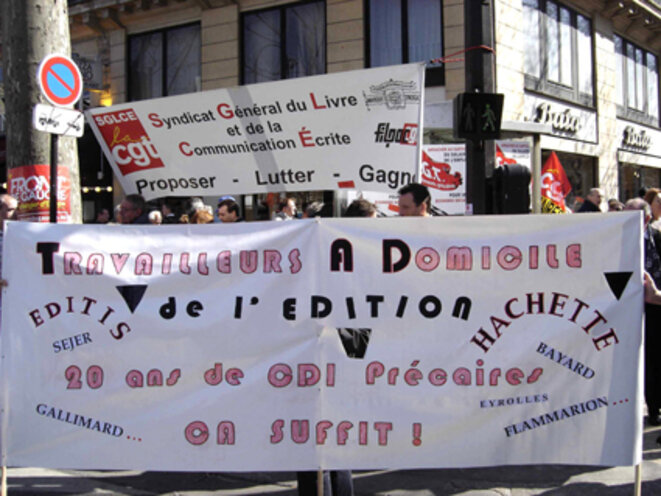 Un appel des travailleurs à domicile de l'édition